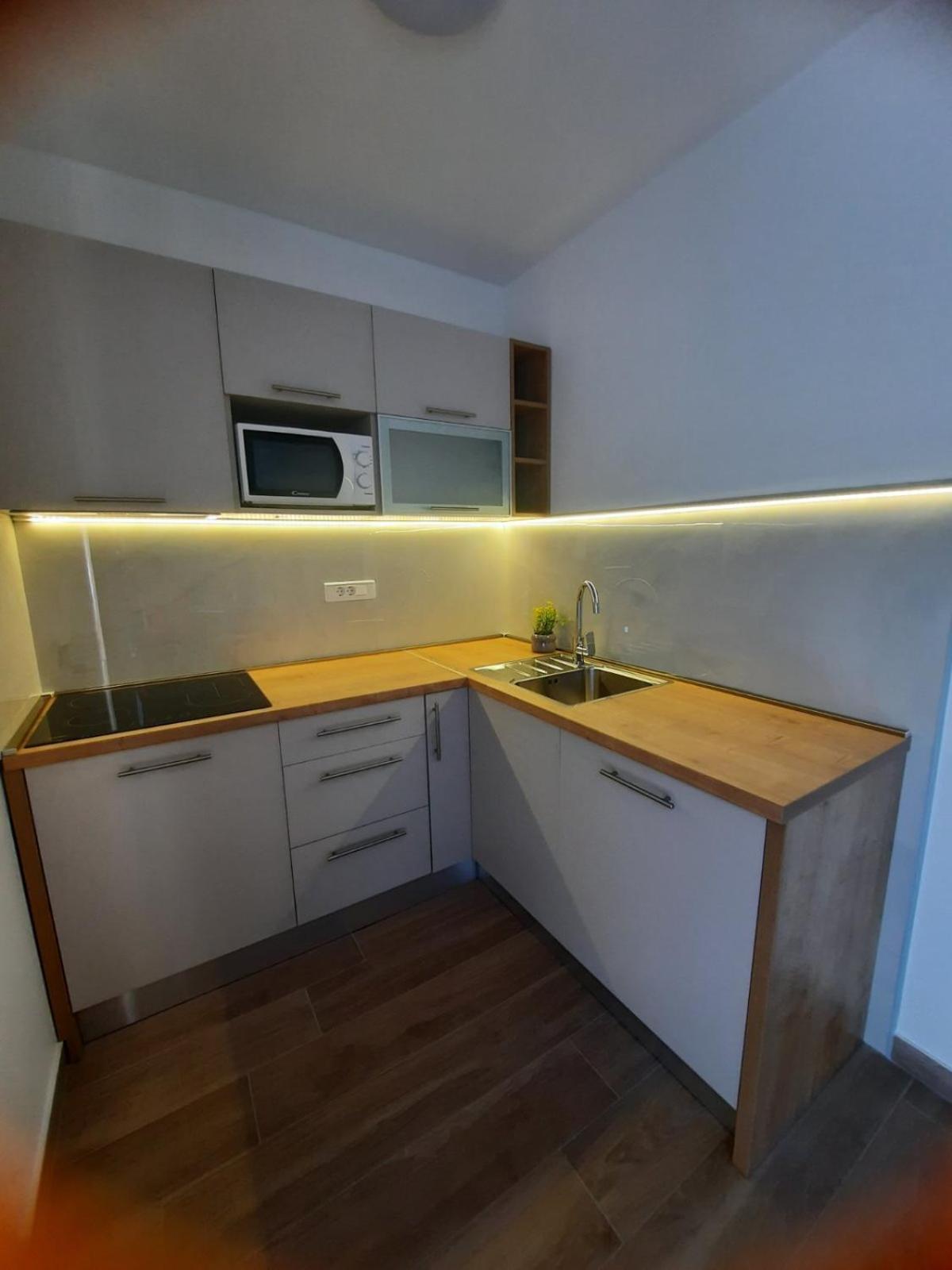 Gabrijel Apartment *