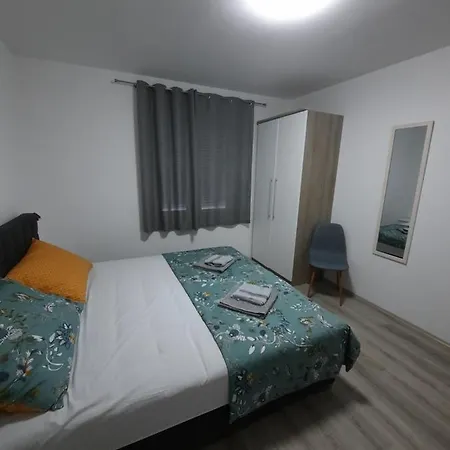 Apartmani Gabrijel Novi Vinodolski Exterior photo