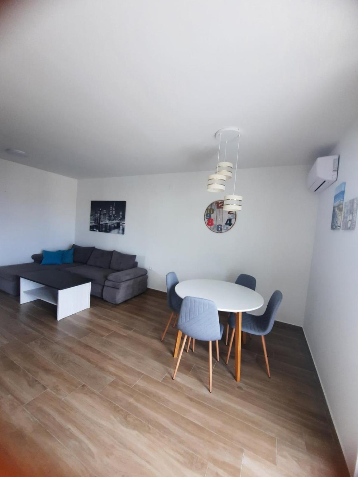 Apartment Gabrijel *